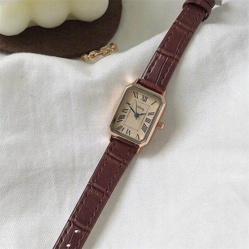  Ceas vintage retro cu quartz DAMA - curea maro, cadran auriu