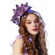  Un minunat fascinator purpuriu cu o bentita extravagantă de fluture de basm